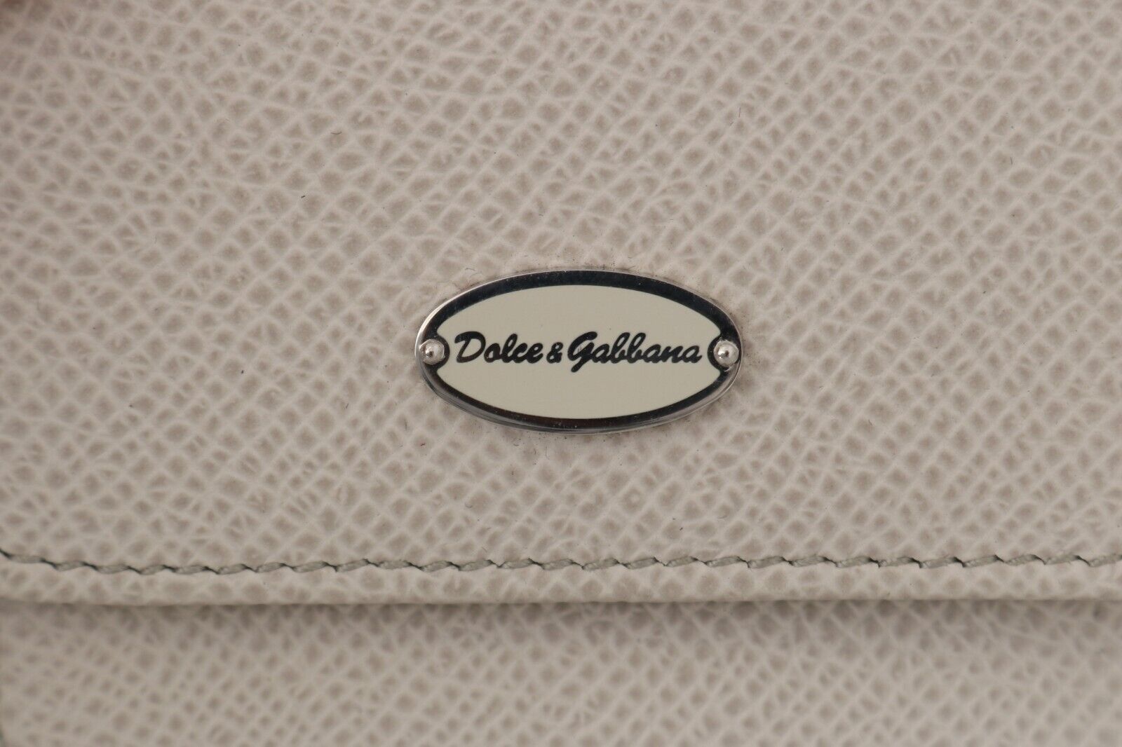 Dolce & Gabbana Chic White Leather Condom Case Wallet - KALAJ