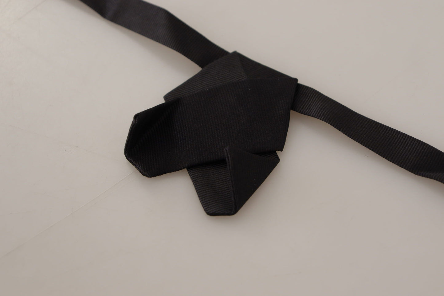 Dolce & Gabbana Elegant Black Silk Bow Tie - KALAJ