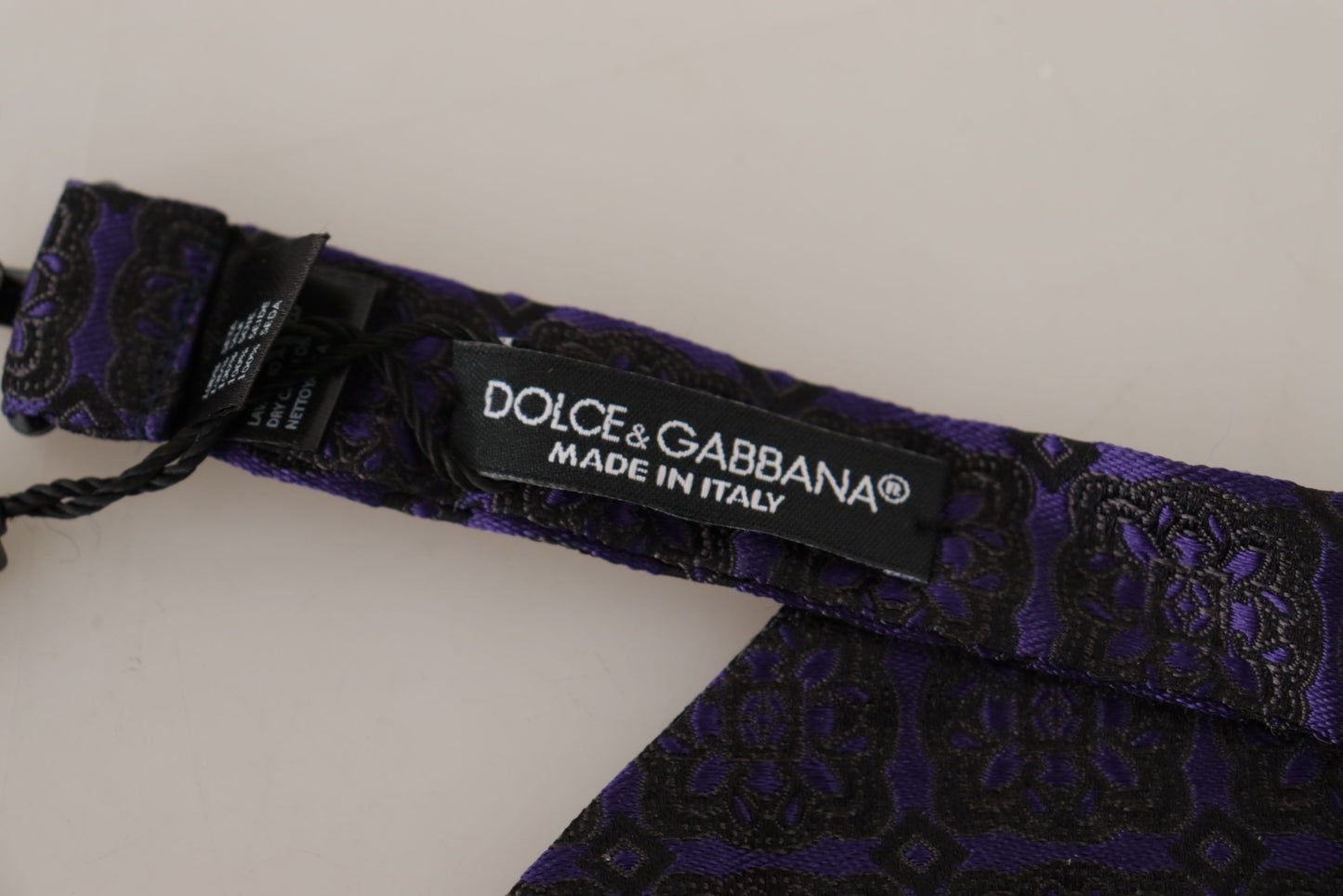 Dolce & Gabbana Elegant Blue Geometric Silk Bow Tie - KALAJ