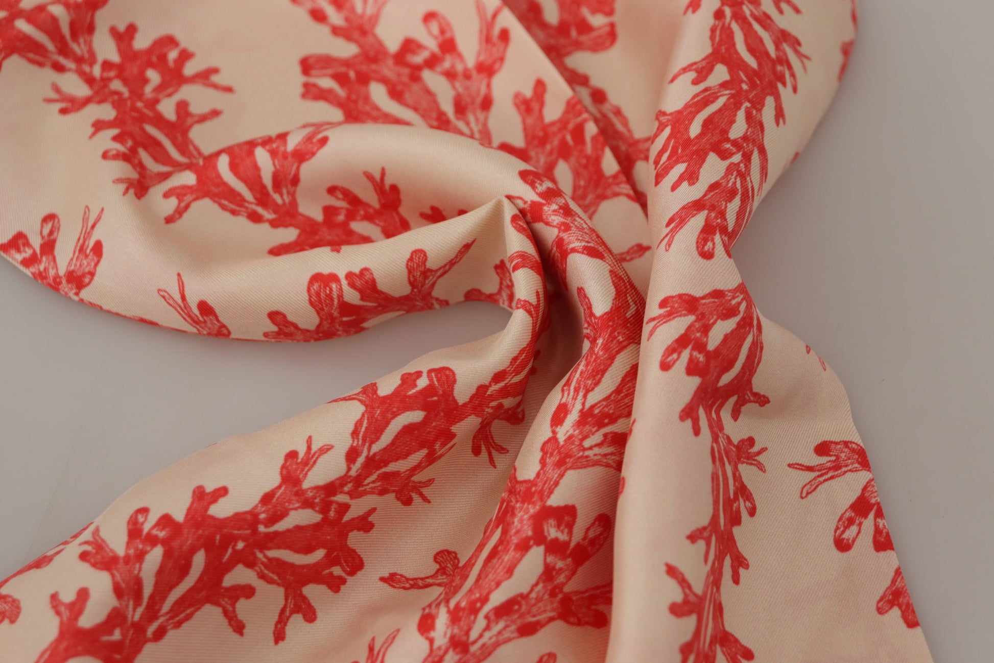 Dolce & Gabbana Elegant Silk Men's Scarf Wrap - Red Coral Print - KALAJ