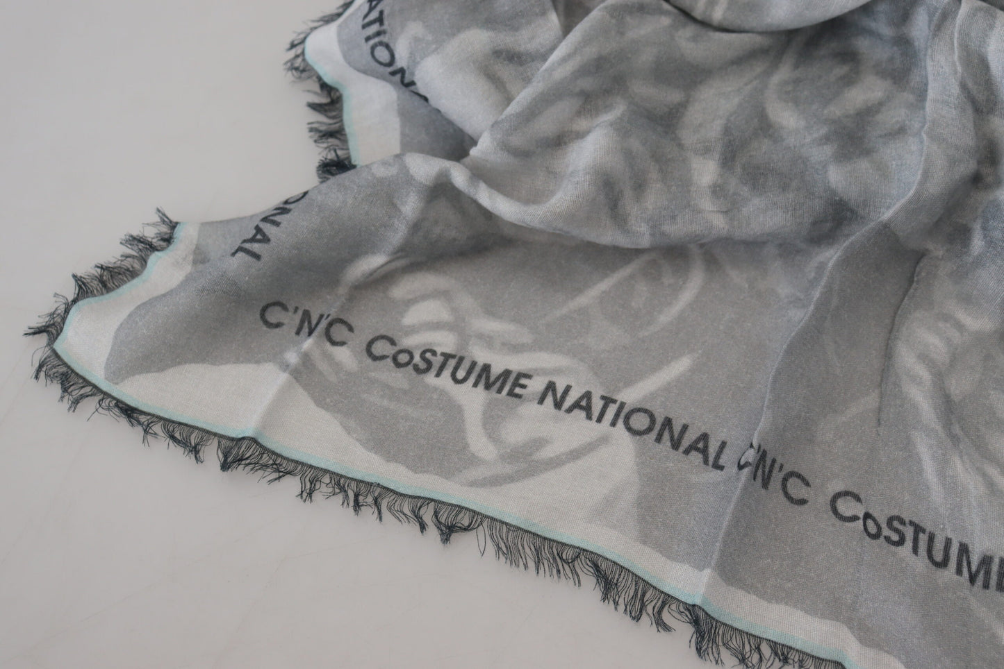 Costume National Chic Designer Grey Scarf with Fringes - KALAJ