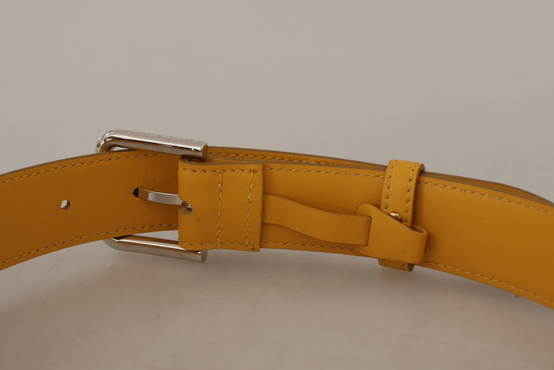 Dolce & Gabbana Elegant Leather Belt in Sunshine Yellow - KALAJ