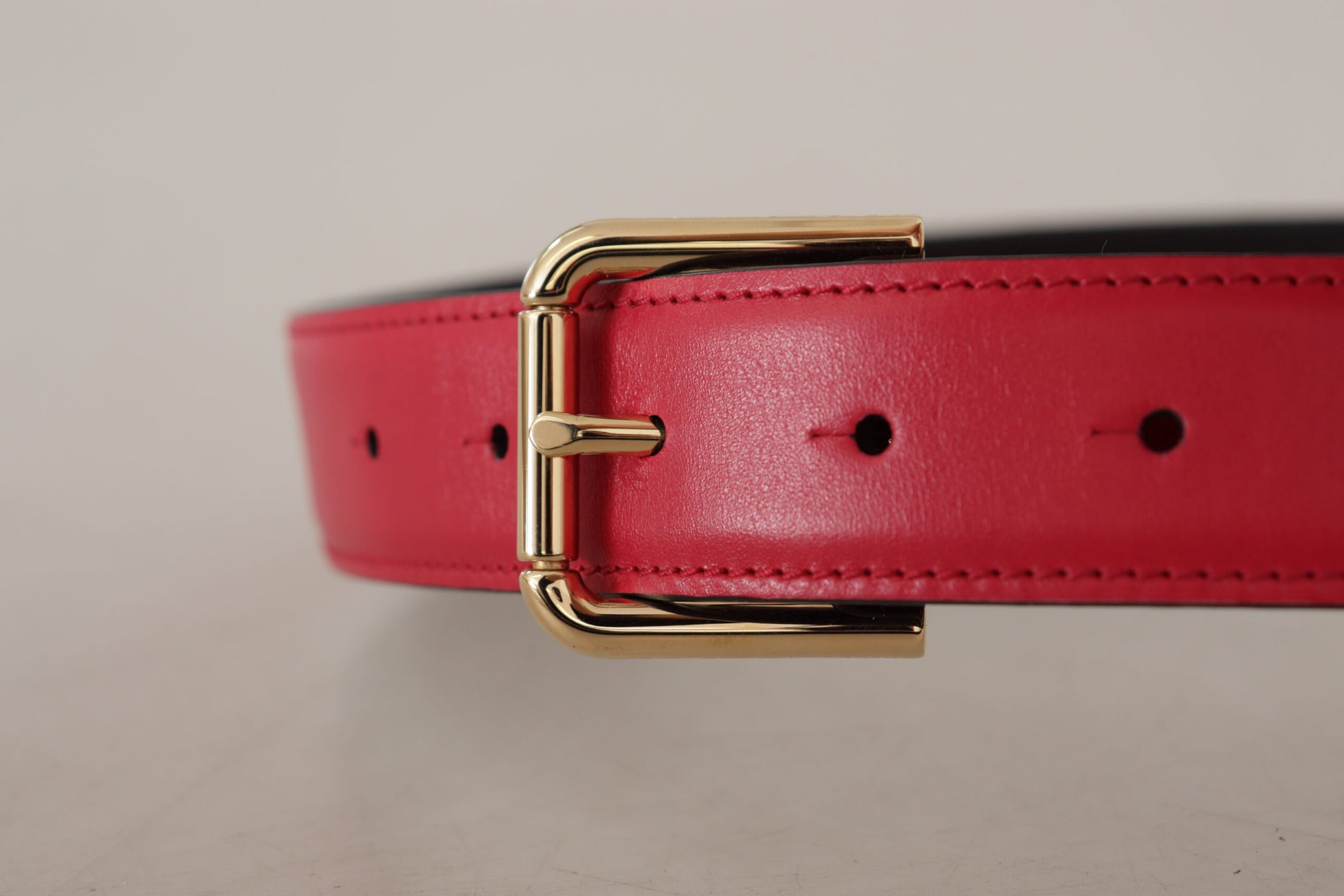 Dolce & Gabbana Elegant Red Leather Belt with Gold-Tone Buckle - KALAJ