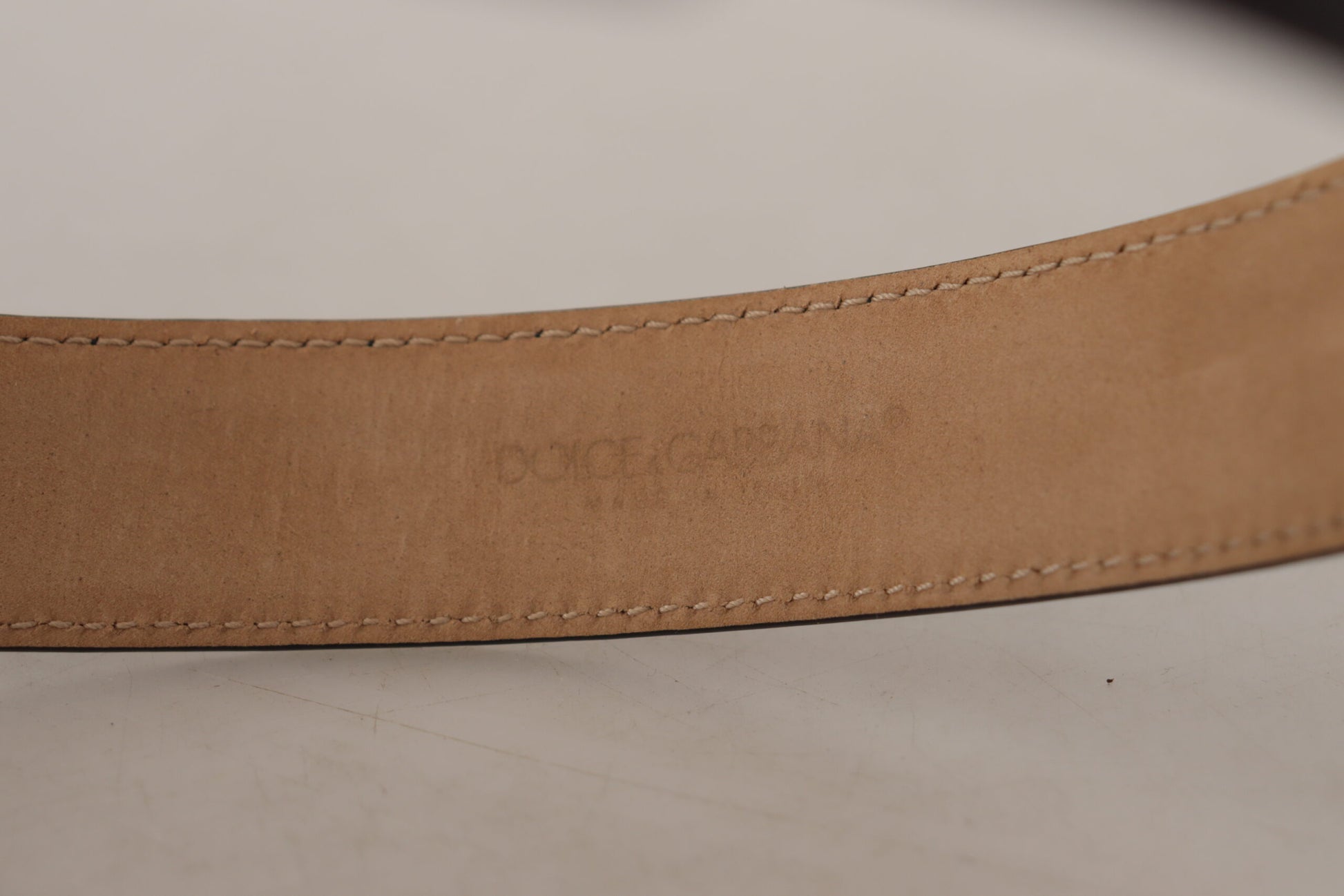 Dolce & Gabbana Elegant Leather Belt with Logo Buckle - KALAJ