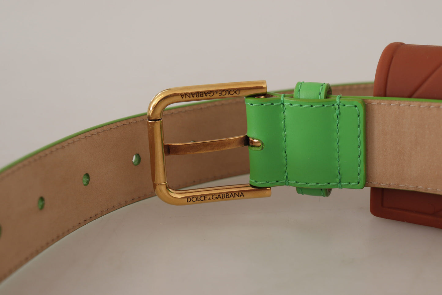 Dolce & Gabbana Chic Emerald Leather Belt with Engraved Buckle - KALAJ