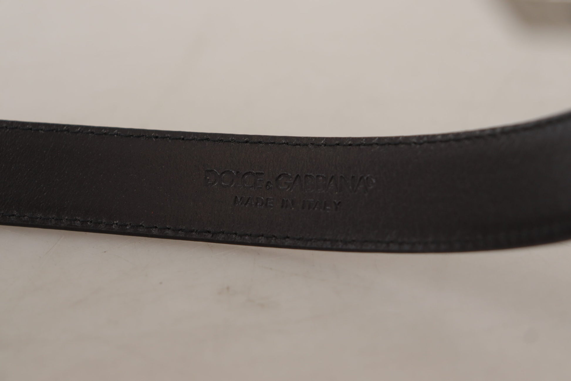 Dolce & Gabbana Sleek Black Leather Belt with Metal Buckle - KALAJ