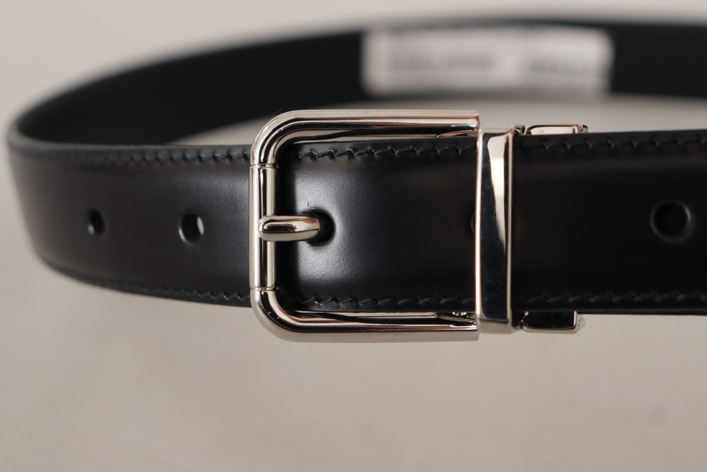 Dolce & Gabbana Sleek Black Leather Belt with Metal Buckle - KALAJ