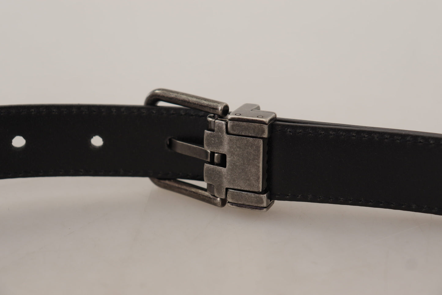 Dolce & Gabbana Elegant Black Leather Belt with Metal Buckle - KALAJ