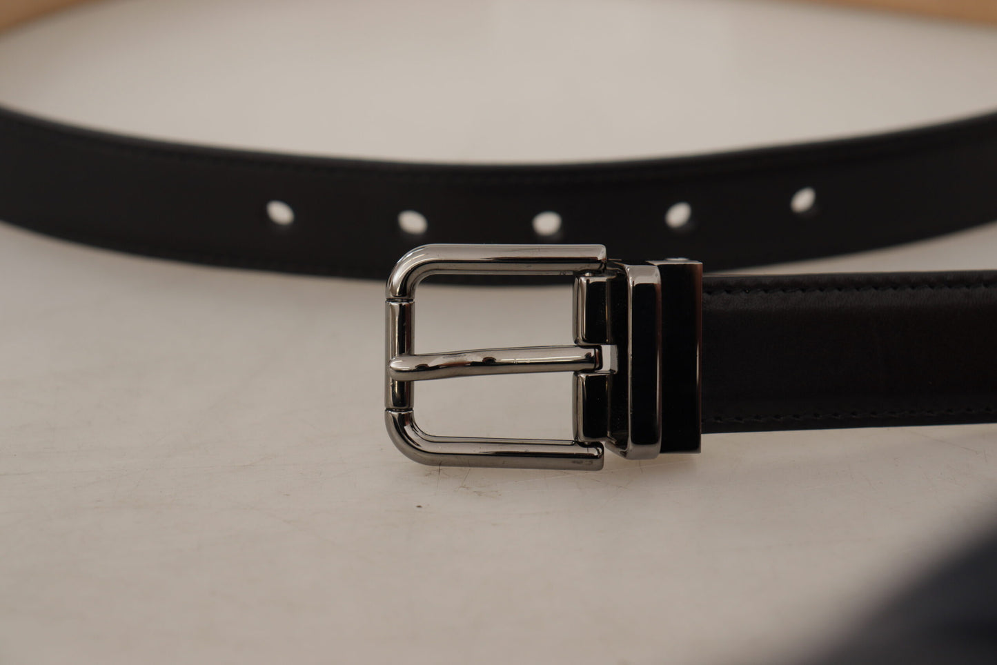 Dolce & Gabbana Sleek Black Leather Belt with Metal Buckle - KALAJ