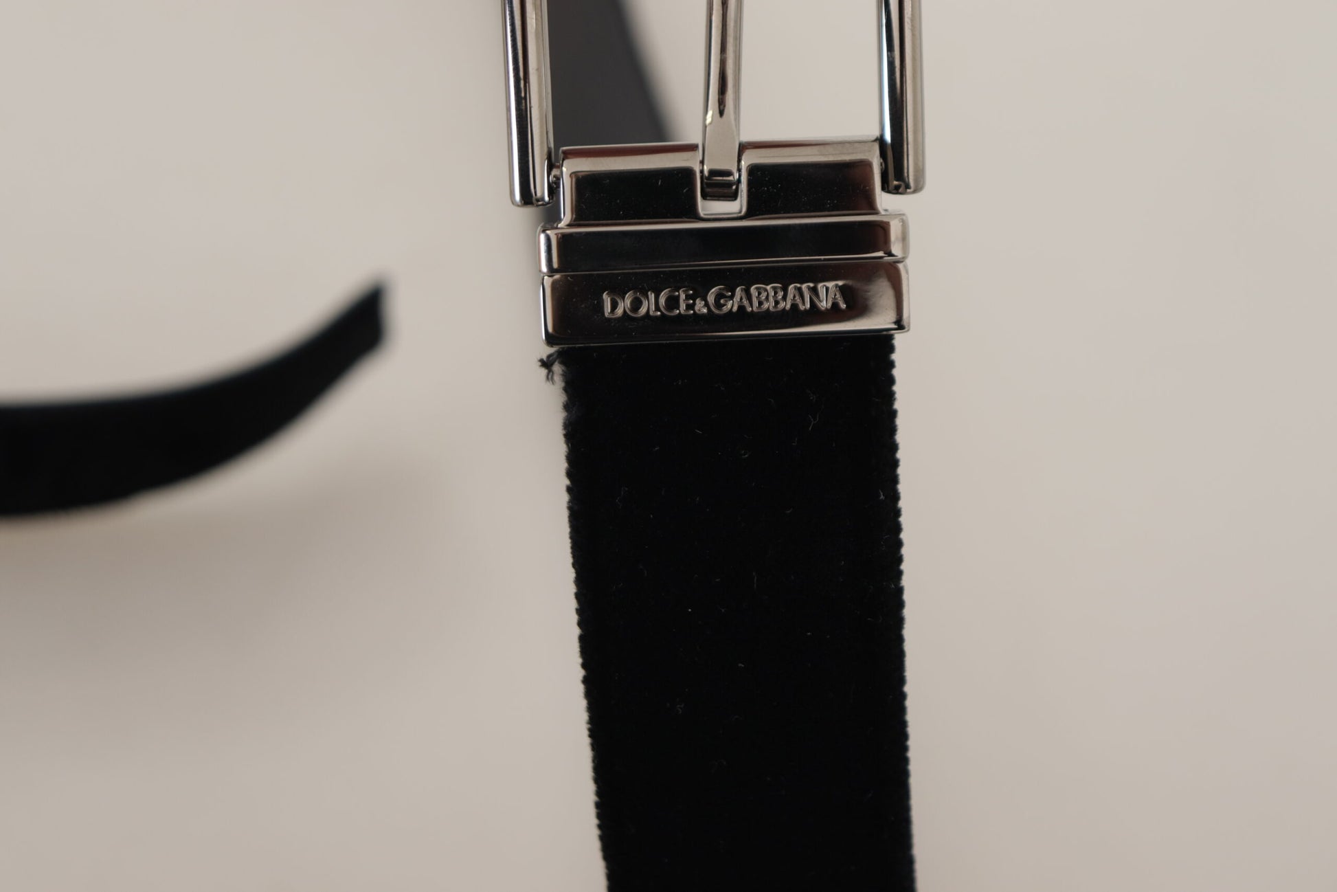 Dolce & Gabbana Sophisticated Velvet Leather Belt - KALAJ