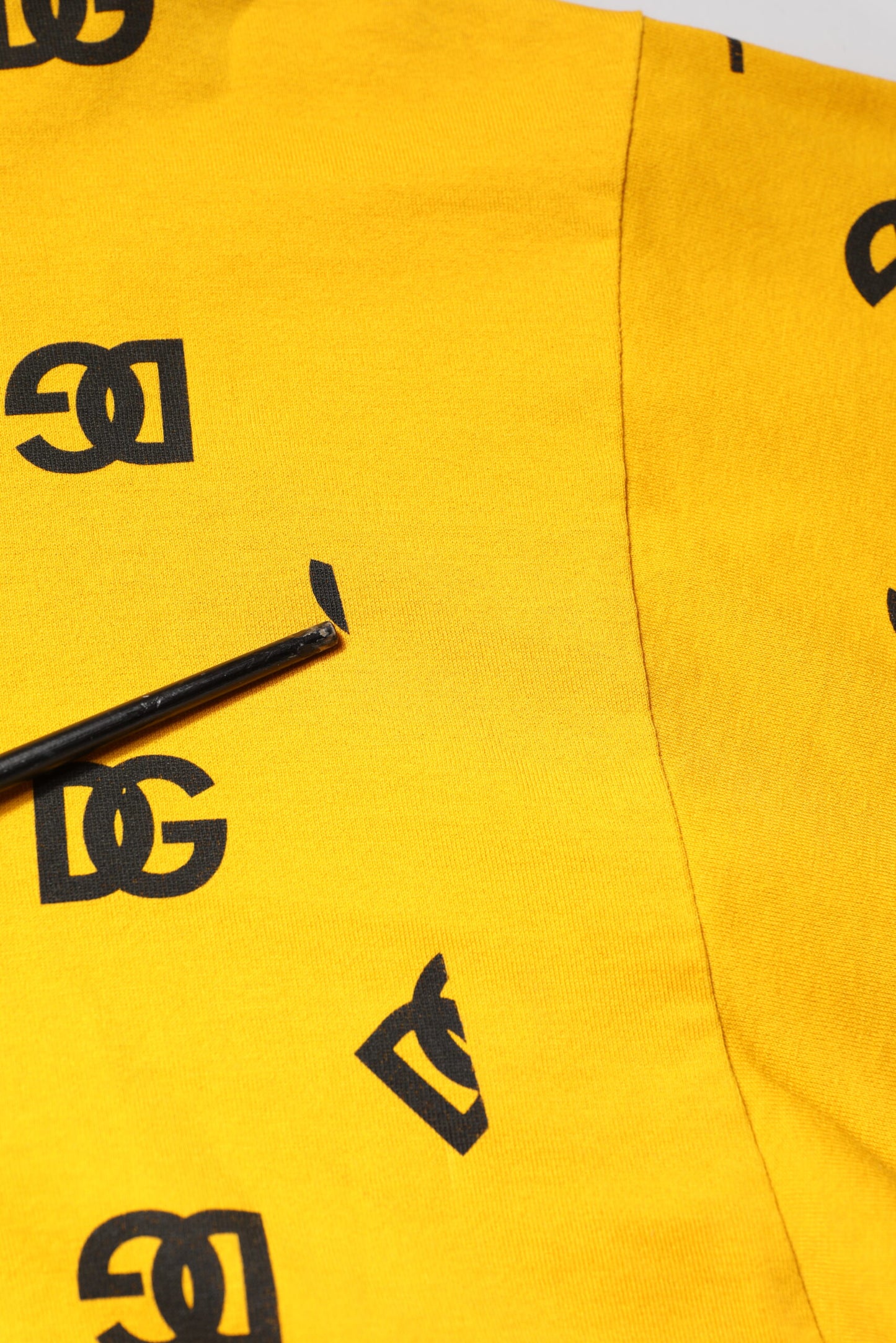 Dolce & Gabbana Yellow Cotton DG Logo Print Cropped T-shirt