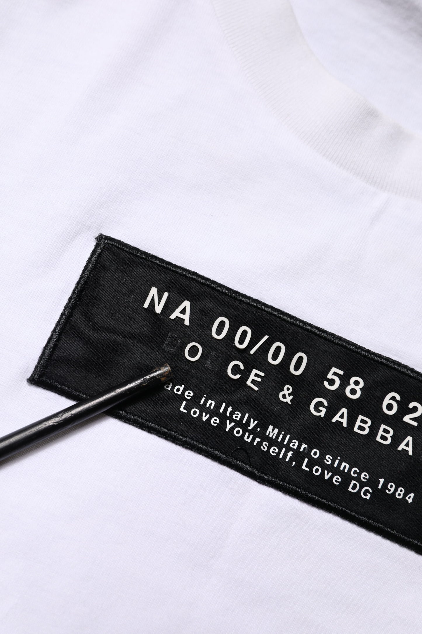 Dolce & Gabbana White Cotton Logo Patch Crew Neck T-shirt