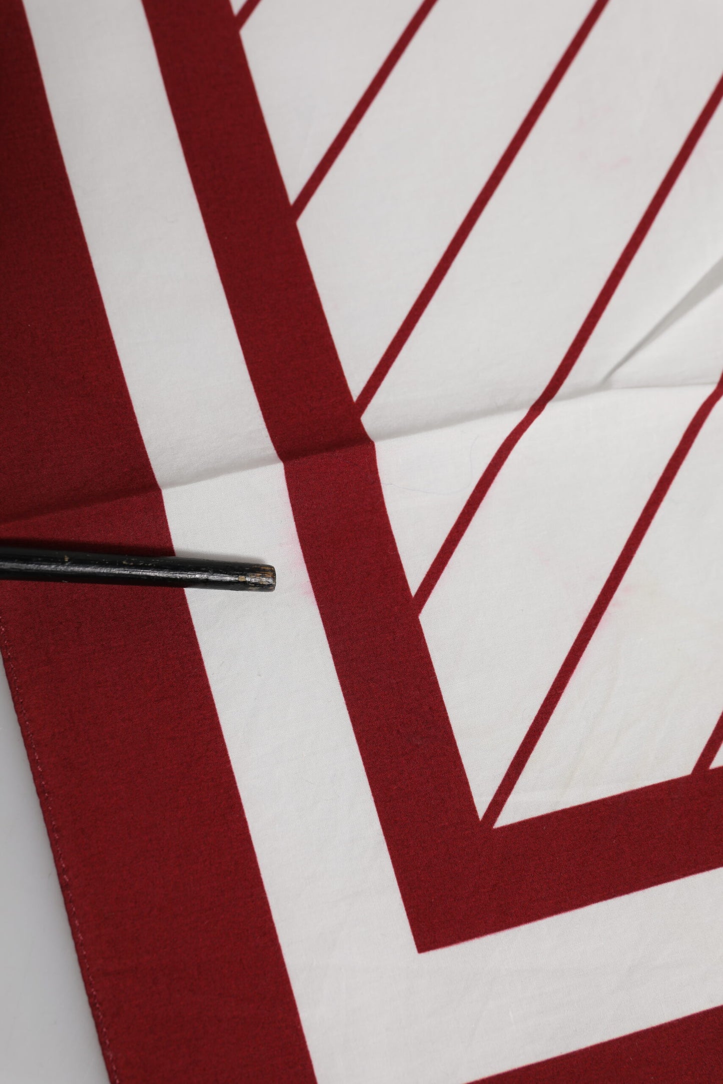 Dolce & Gabbana White Red DG Logo Square Men Foulard Scarf