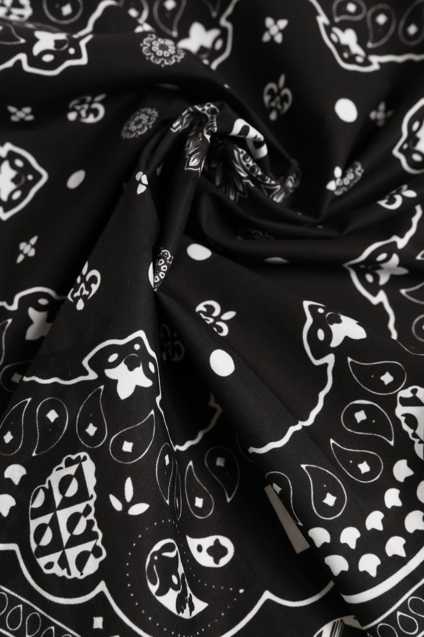 Dolce & Gabbana Black White Bandana Square Men Foulard Scarf